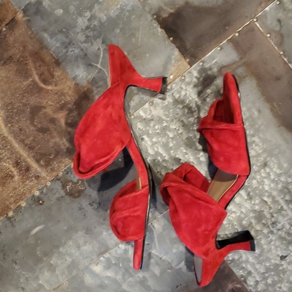 Vaneli | Red Suede Heeled Slide | Size 7.5 - Picture 2 of 14